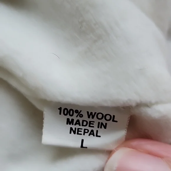 Knitted Panda Wool Hat - Picture 3 of 3